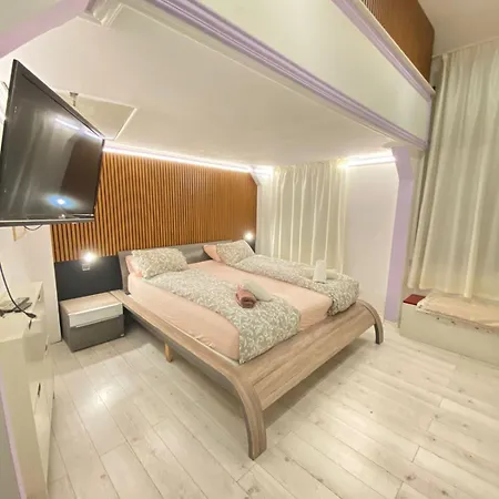 Apartment Center Perfect Location *