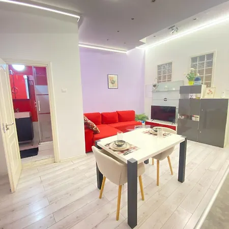 Center Perfect Location *
